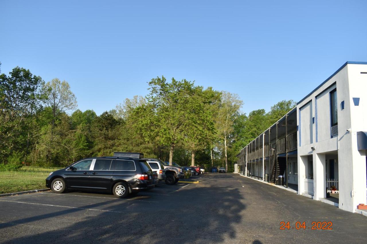 Economy Inn Norge Kültér fotó